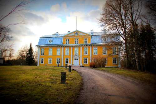 www.mustionlinna.fi