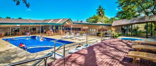 www.tanoaskylodge.com