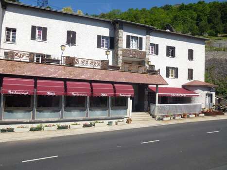 www.hotel-restaurant-monistrol.com
