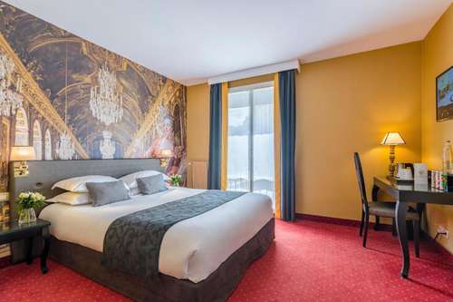 www.hotel-le-versailles.fr