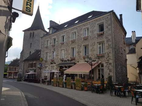 www.hotel-saint-georges.com