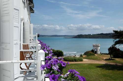www.grand-hotel-des-bains.com