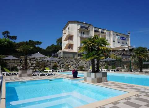 www.hotel-ile-oleron.com