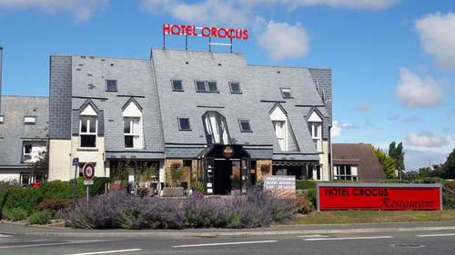 www.hotel-crocus-caen-memorial.com