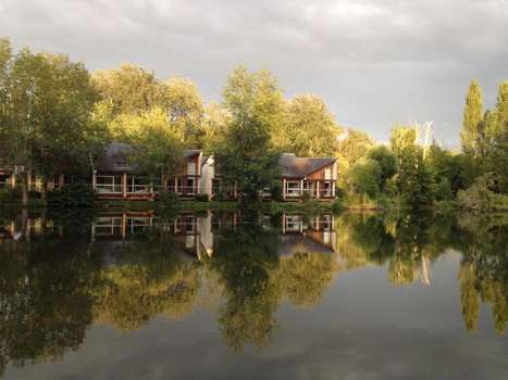 www.hotel-iledusaussay.com