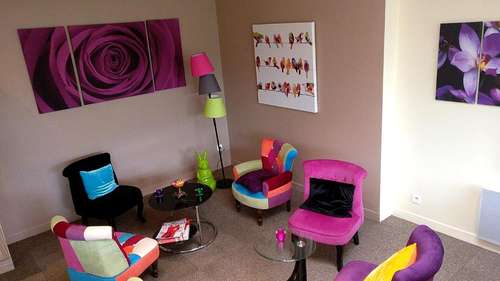 www.lys-hotel-halluin.com