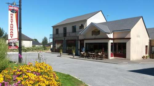 www.hotel-restaurant-craon.com