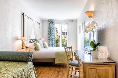 www.villa-alessandra.com