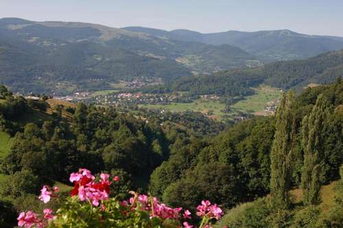 www.hotel-roess.fr