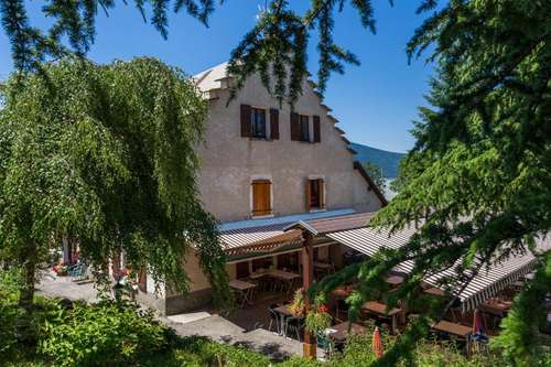 www.auberge-des-montauds.fr