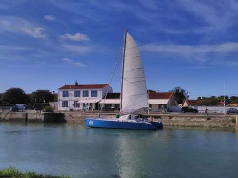www.hoteldesbains-oleron.com
