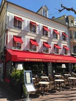 www.hotel-avenue-chantilly.com