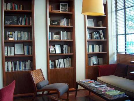 www.hotelquartierlatin.com