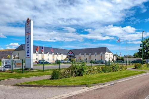 www.hotel-acadine-le-neubourg.com