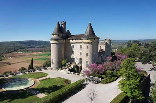 www.chateaudemercues.com
