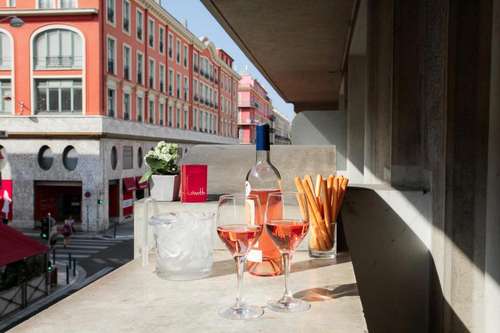 www.hotellafayettenice.com