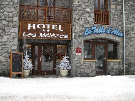 www.hotellesmelezes.com