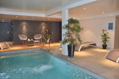 www.hotel-les-cleunes.fr
