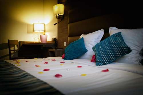 www.auberge-des-moissons.com