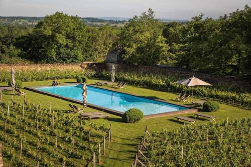 www.chateaulabro.fr