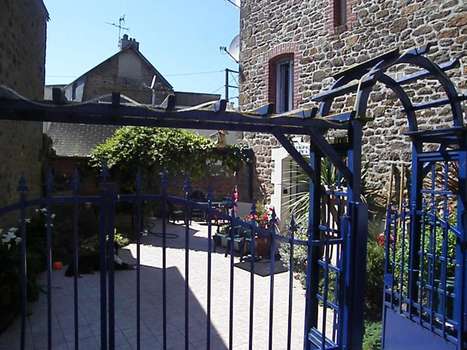 www.hoteldelagare-stmalo.fr