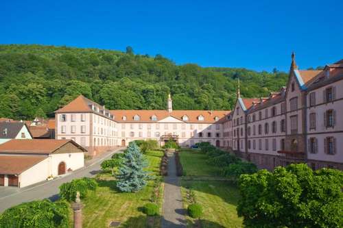 www.maison-accueil-oberbronn.com