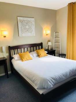www.hotel-auberge-gamarde.com