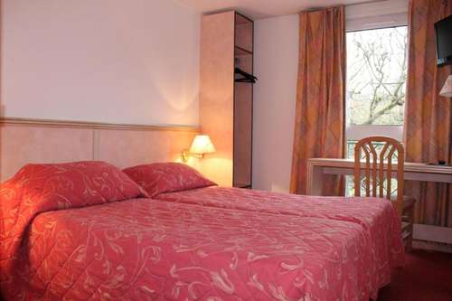 www.hotellevillage.fr
