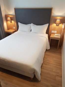 www.hotel-marys.com
