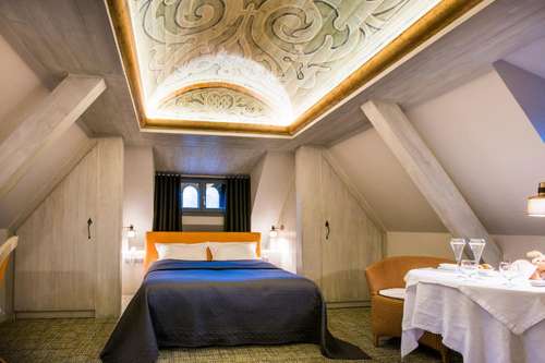 www.hotellemoulin.com