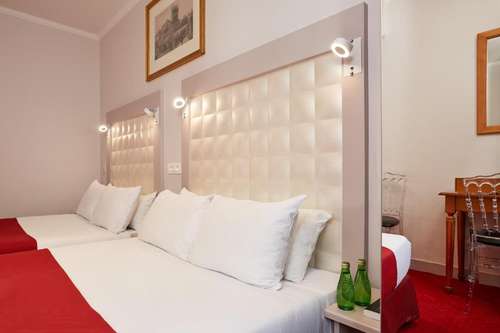 www.hotelamelot.com