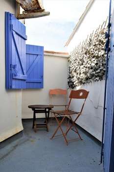 www.hotel-le-fangassier.com