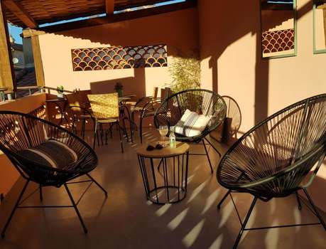 www.hotelleslauriers.fr