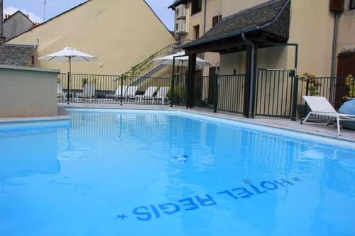 www.hotel-regis-laguiole.com