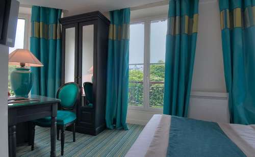 www.cluny-paris-hotel.com