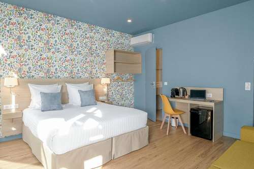 www.hotelducentre-nice.com
