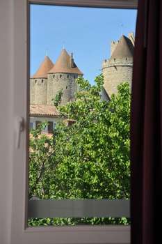 www.hotel-espace-cite.fr