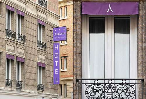 www.aurianeparishotel.com