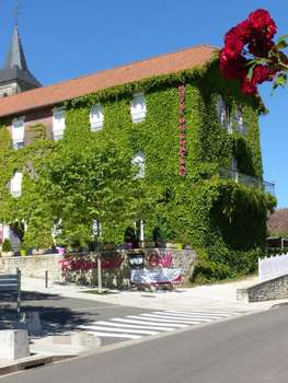 www.hotelduchateaualvignac.fr