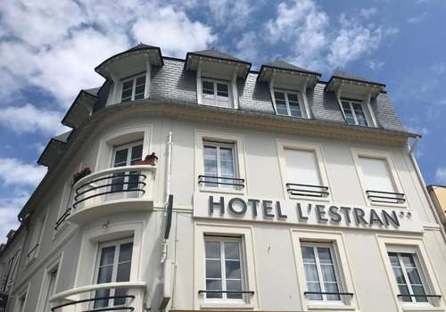 www.hotel-trouville-deauville.com