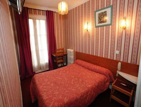 www.sullyhotelparis.com