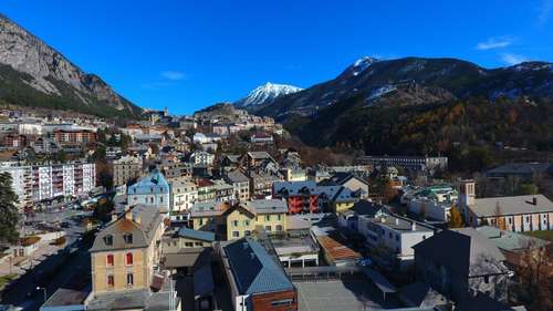 www.hotelmontbrison.com
