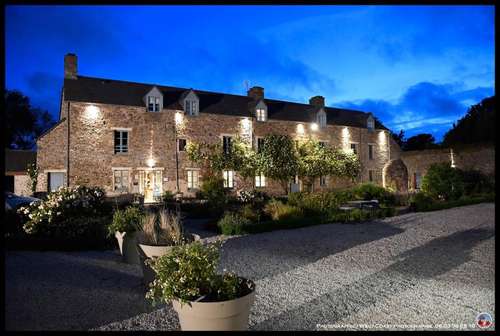www.la-ferme-des-mares.com