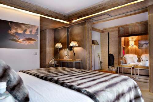www.hotel-aucoeurduvillage.fr