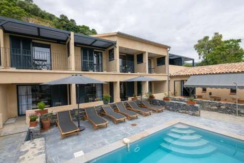 www.hotelcasadiarestonicacorte.fr