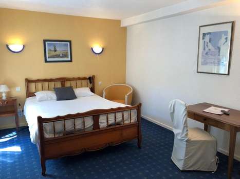 www.hotelvilladuparc.com