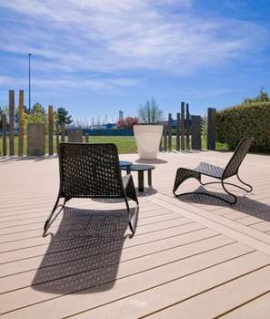 www.hotellecrouesty.com