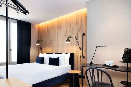 www.hoteljardindesplantes.com