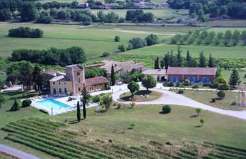 www.mas-de-la-tour.com