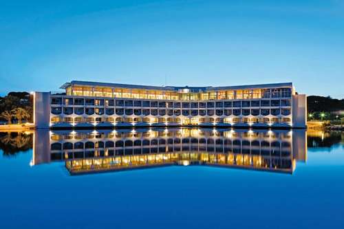 www.club-plein-sud-hyeres.com